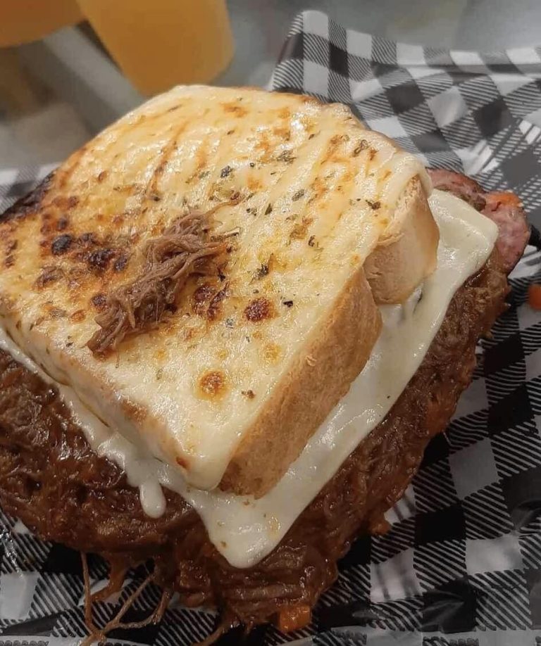 438931282 122139781574189221 8021458080433368672 n 768x918