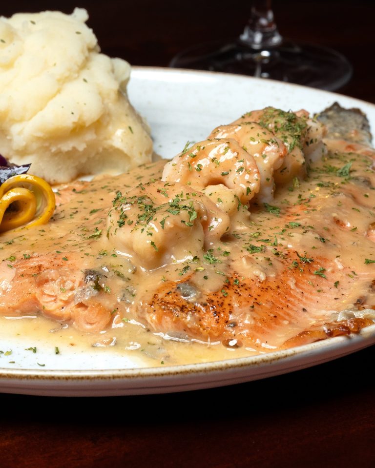 448339007 18027090446477898 4432488499442035497 n 768x959