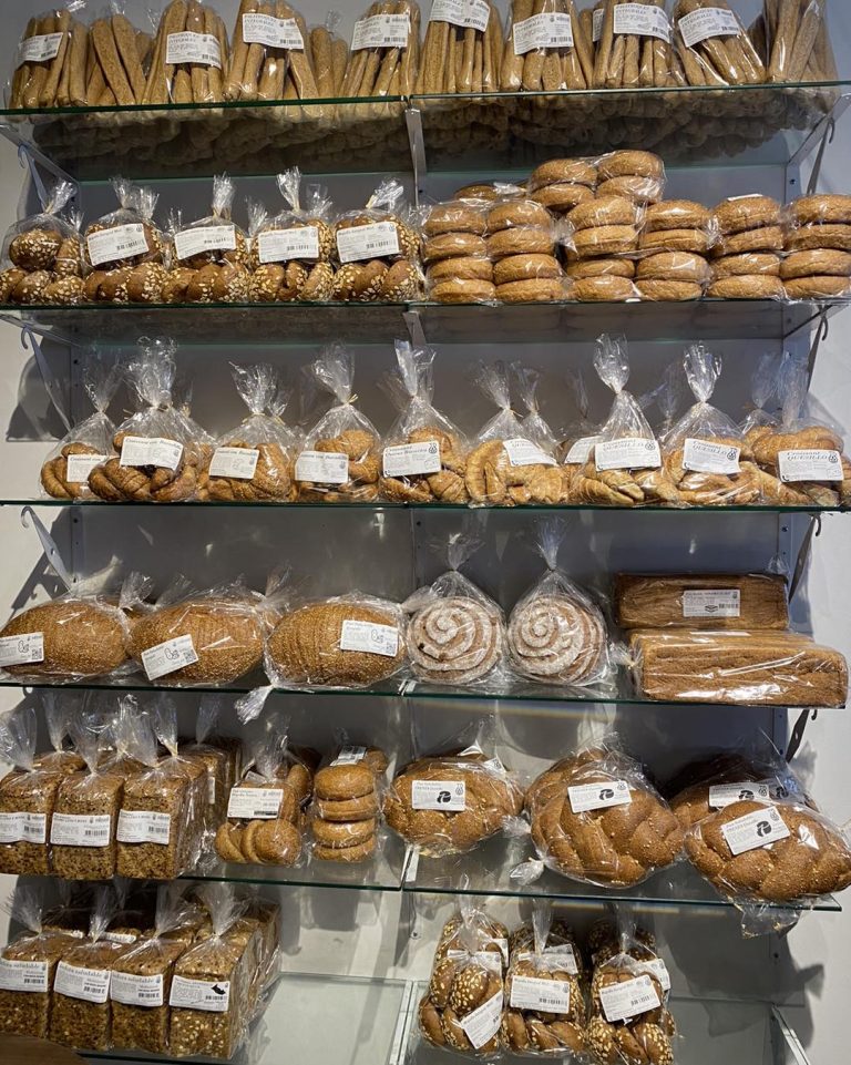 366367345 770921705038206 7810866117864608687 n 768x961